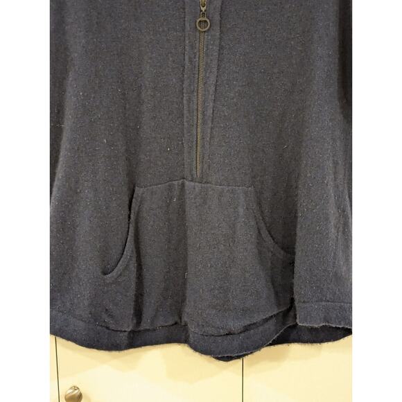 KINROSS Cashmere Short Sleeve quarter Zip poncho Adj. collar. Navy w black. O/S - Picture 4 of 16